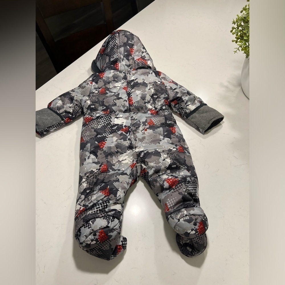 Wippette Hooded Snowsuit, Size Boys 6-9M Color (Camo) Gray - Picture 2 of 8